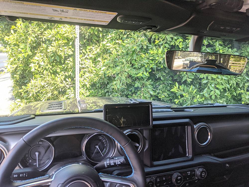 Jeep Wrangler JL Cleanest Phone Mount Solution ProClip2