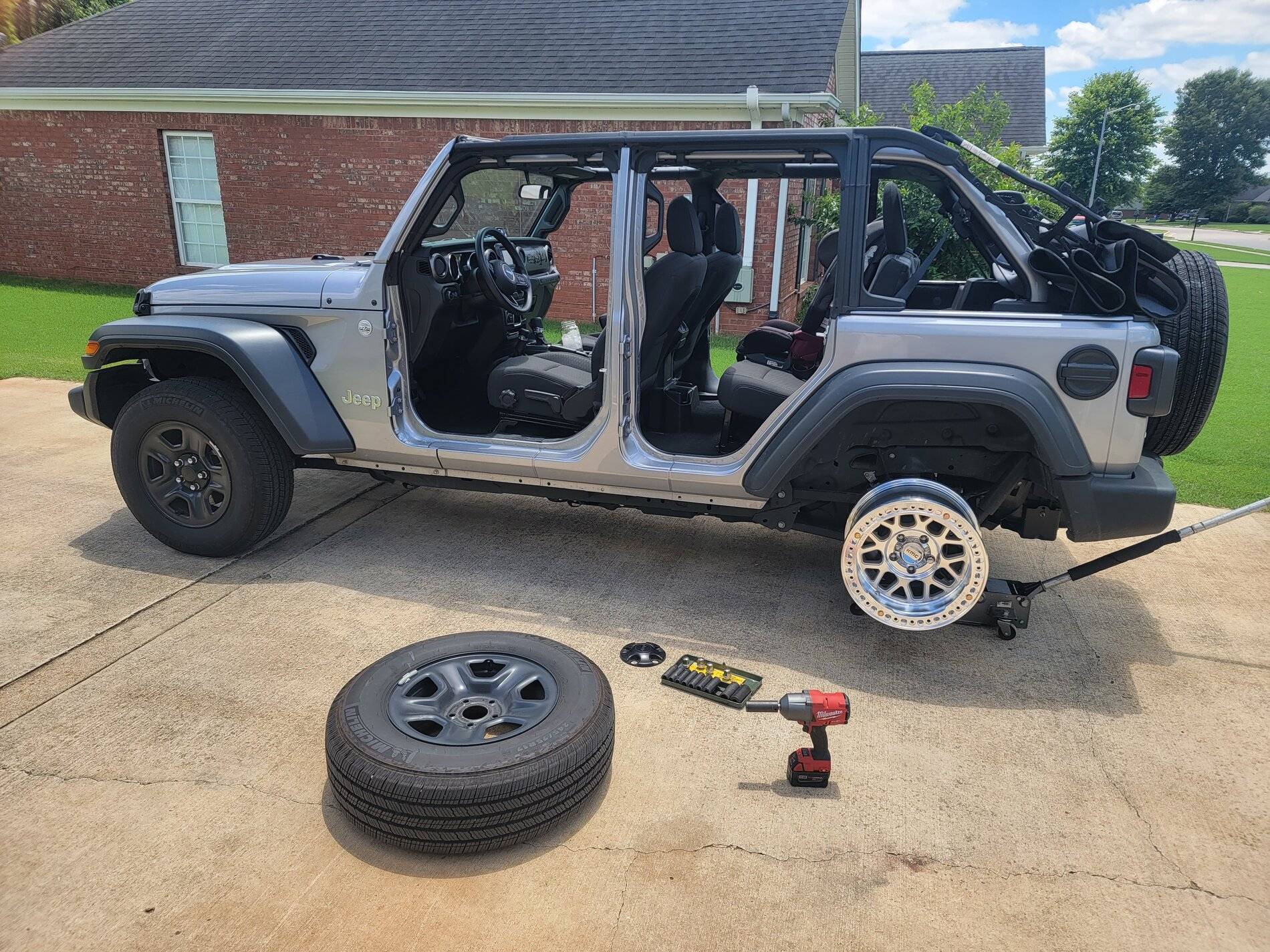 Jeep Wrangler JL Tire size 20210622_125027