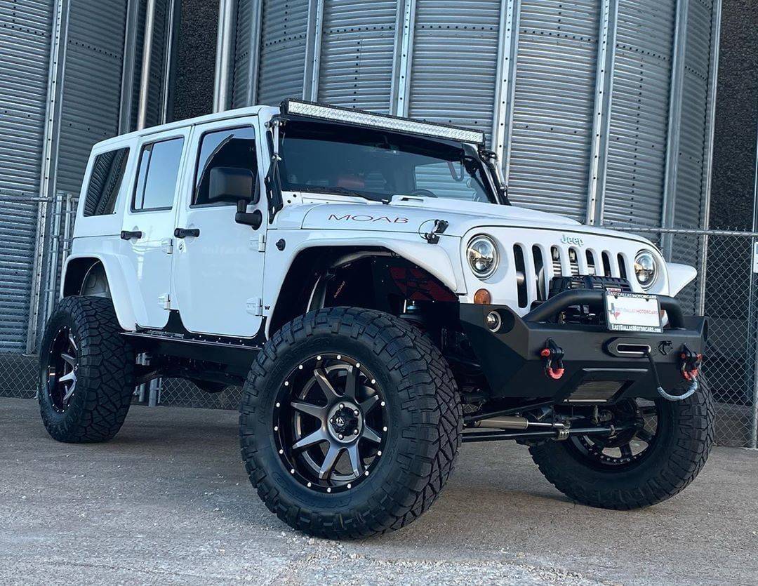 Jeep Wrangler JL Need help identifying a bumper 5C80A885-B5F7-40A3-85A4-0706C6042CF8