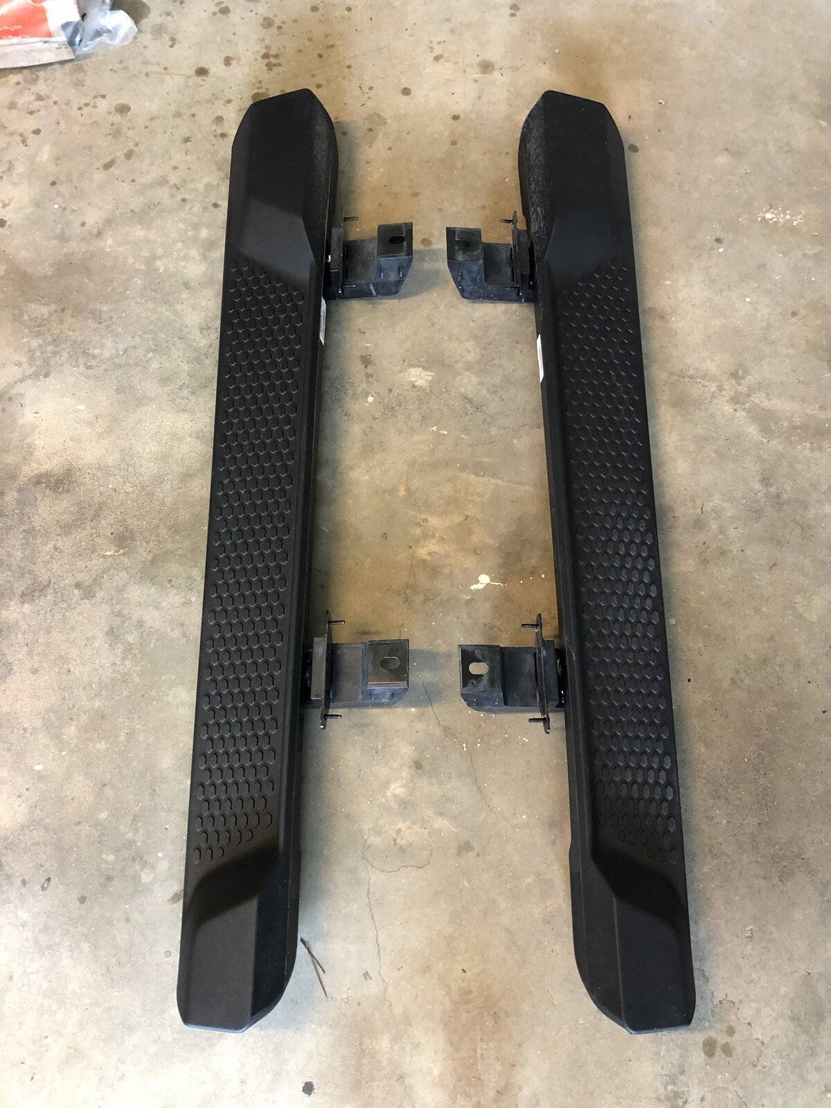 Jeep Wrangler JL JL 2 Door Side Steps $200 FA5CDA35-30A4-4B47-A2B2-538107E0FB12