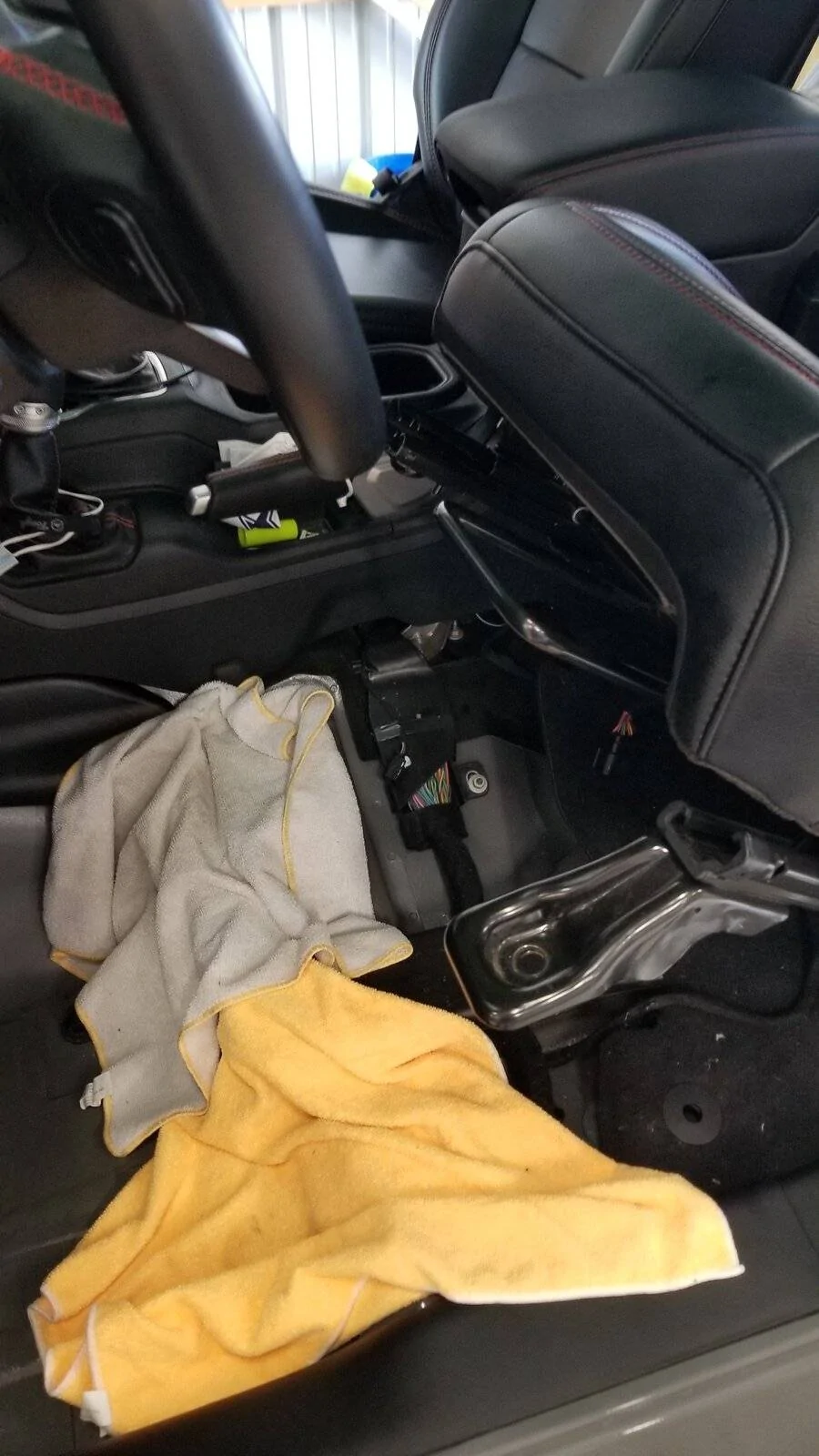 Jeep Wrangler JL ID connector? 20210619_152034