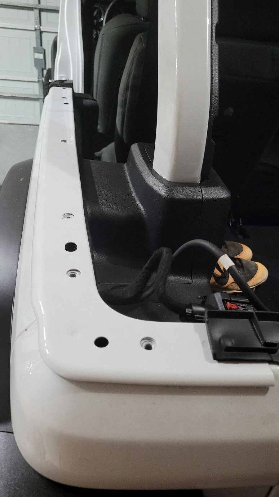 Jeep Wrangler JL Tub Rail Trim 16251021492524080770609924378129