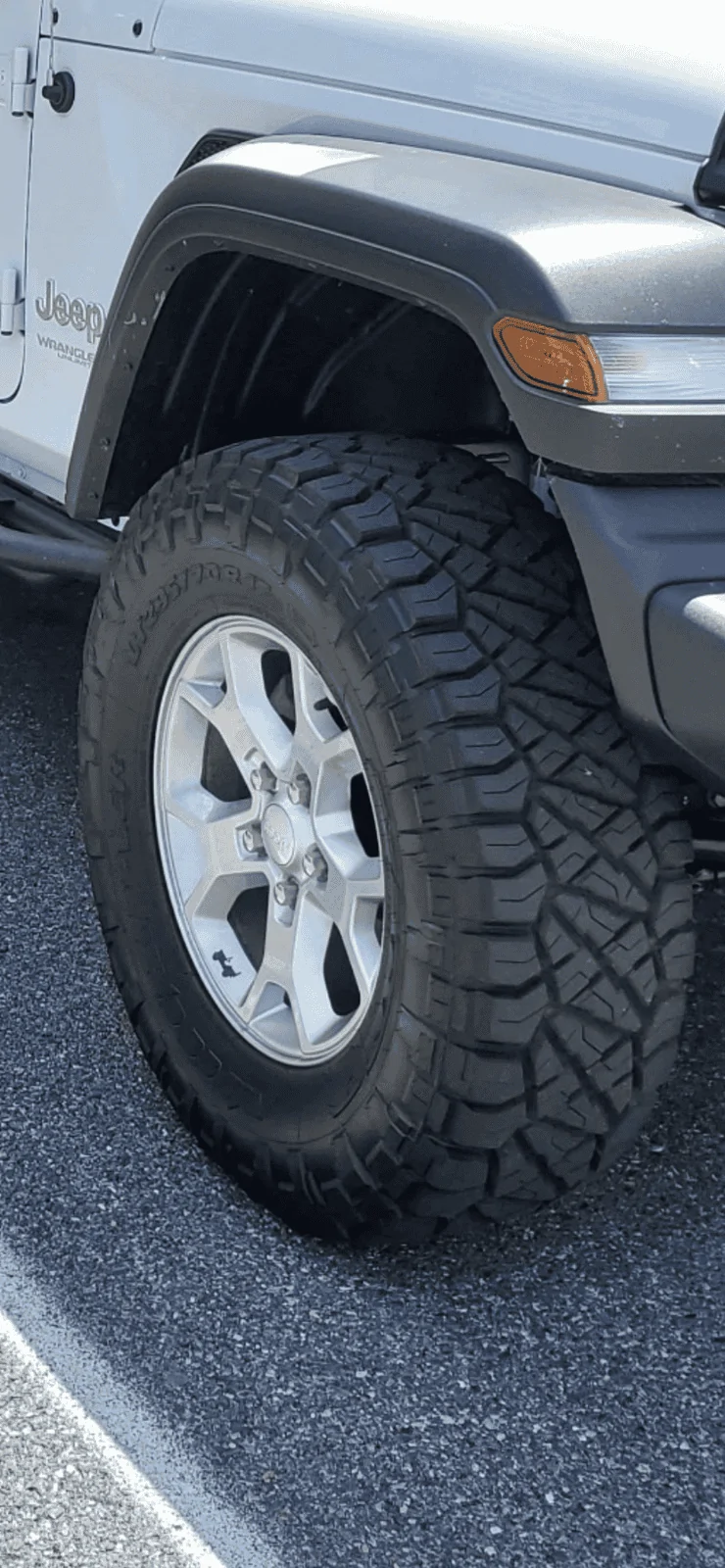 Jeep Wrangler JL Wheels & Tires Swap E397B50B-9219-4A52-AE82-E23B4218399A