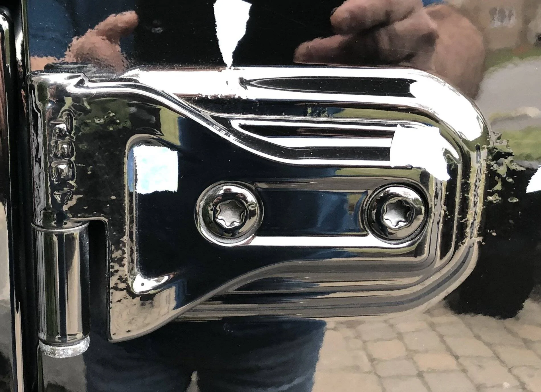 Jeep Wrangler JL Bubbles in Paint at Door Hinges 192AFF2D-064D-47C9-97C3-E9C89CD3EFBE