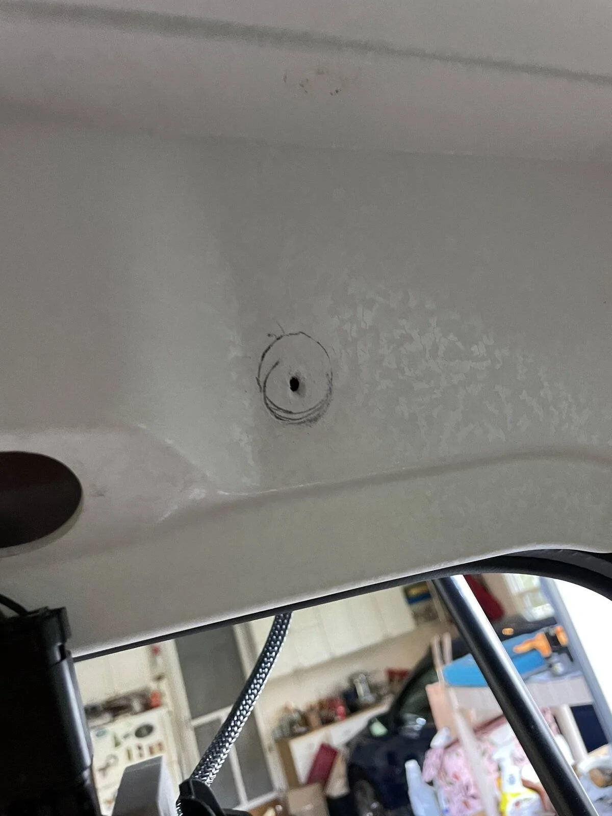 Jeep Wrangler JL HELP Please!  Broken bolt in hardtop liftgate hinge A29B8735-2DBA-4125-8EF4-2F17CE5A25D3