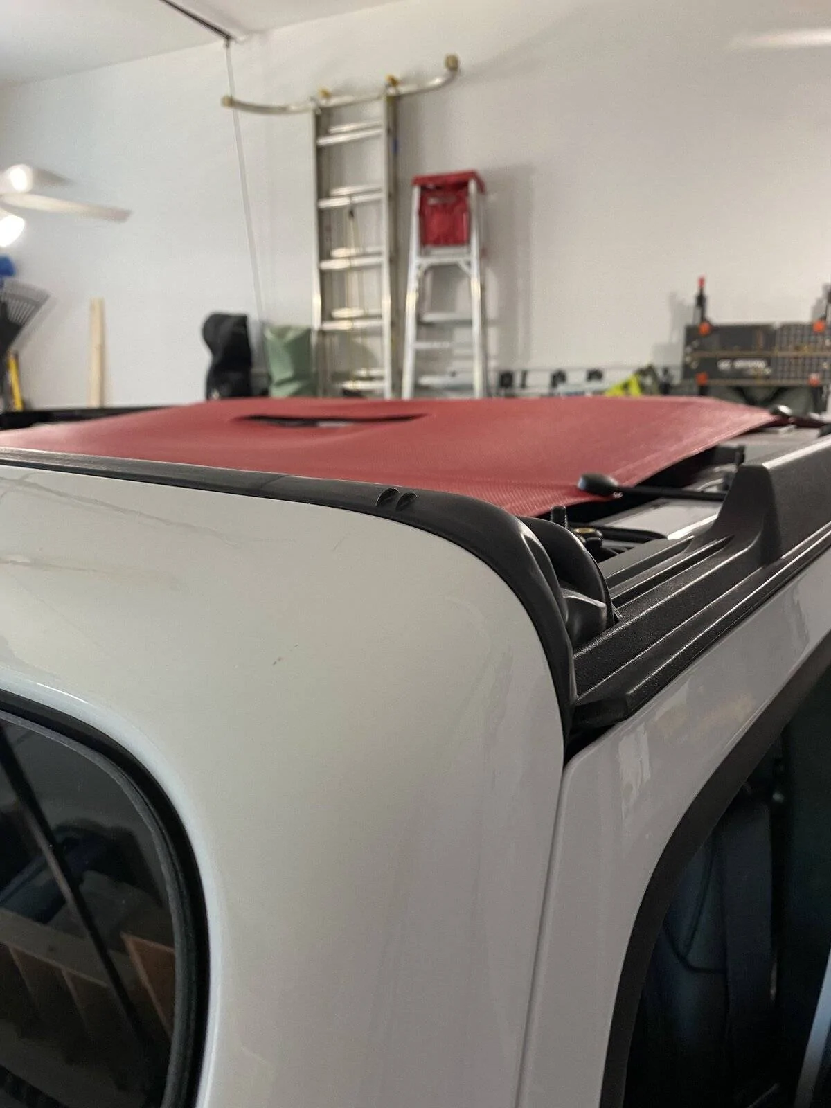 Jeep Wrangler JL Is this seal messed up? 77BCD30C-F6DD-45E7-86A8-CFA8DC1819C9