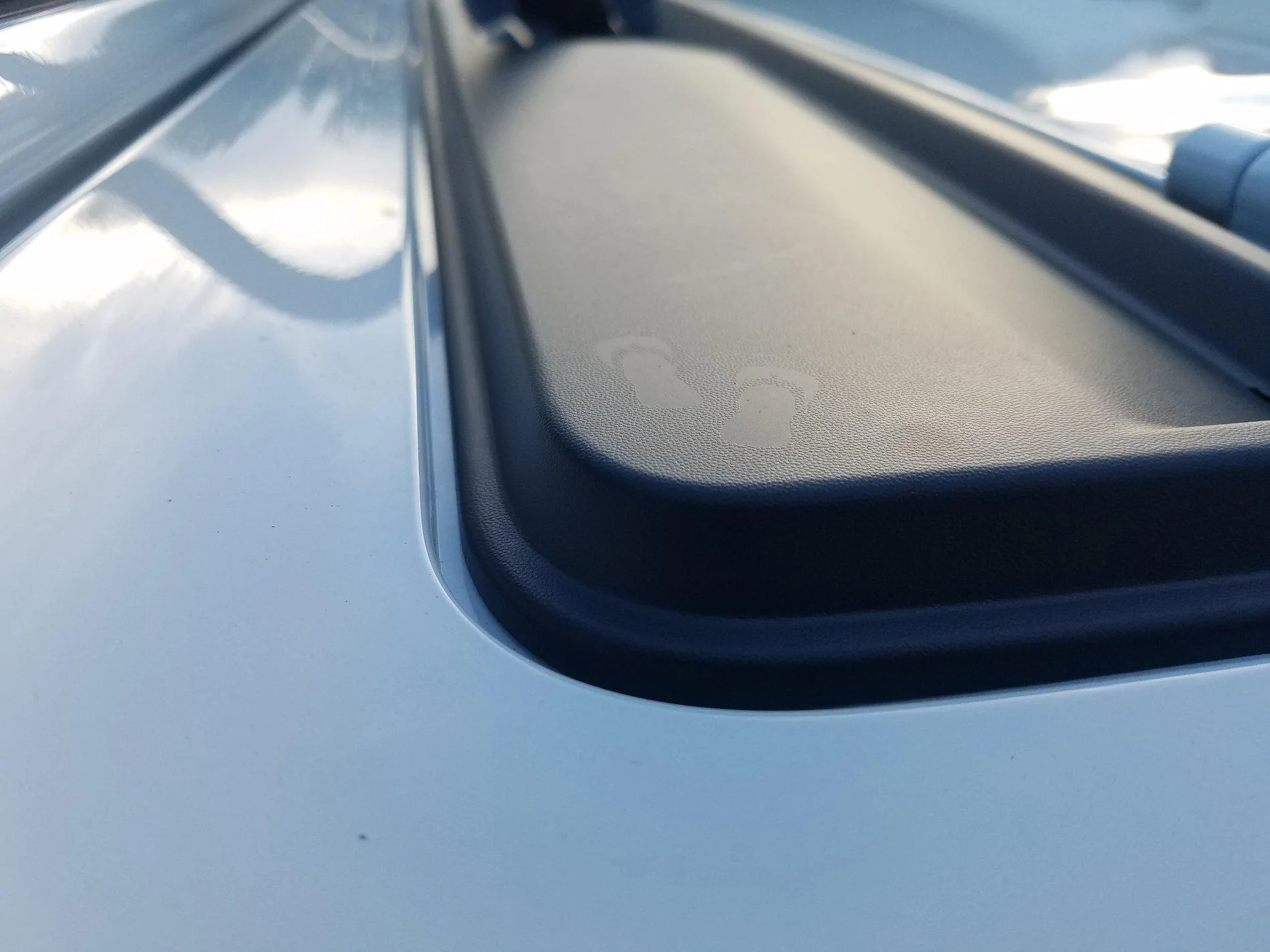 Jeep Wrangler JL Are these footprints 20180526_191531[1]
