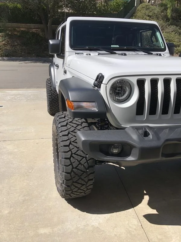 Jeep Wrangler JL Anyone running Fabtech 3" IMG_1286_zpspbubghor