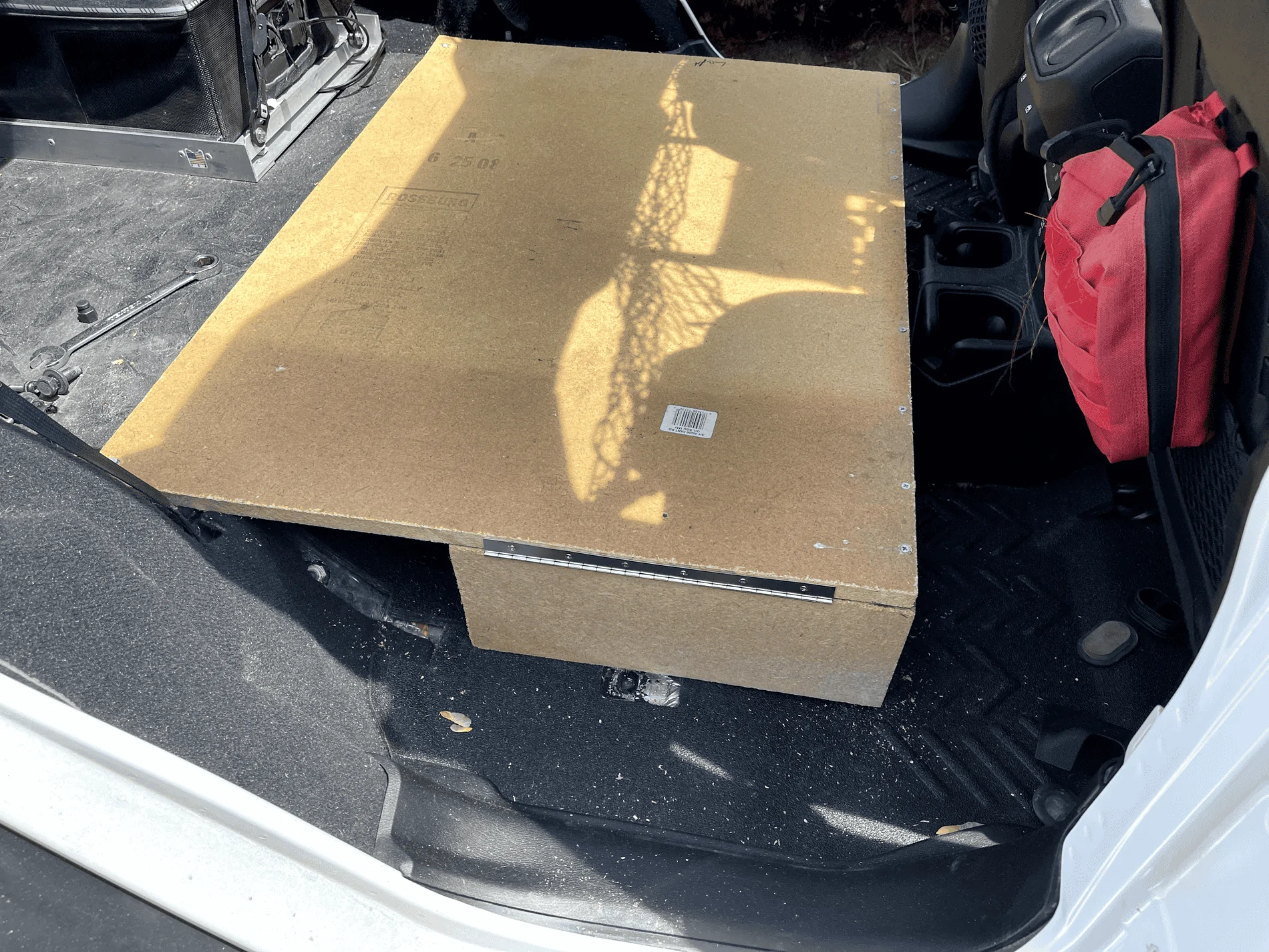 Jeep Wrangler JL Trailer vs Seat delete 1625618384966