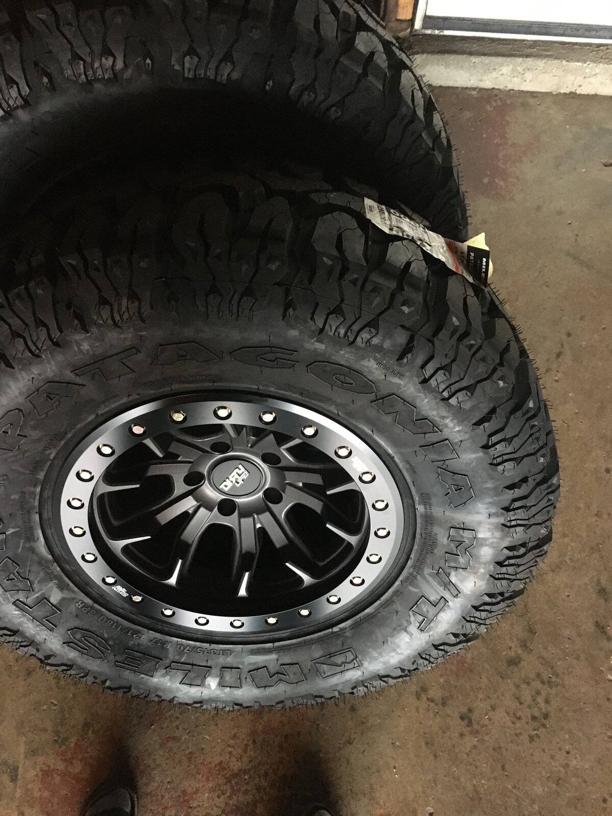 Jeep Wrangler JL Dirty life beadlocks 8EBBAB22-6F7C-48A8-9092-6B3BF901785B
