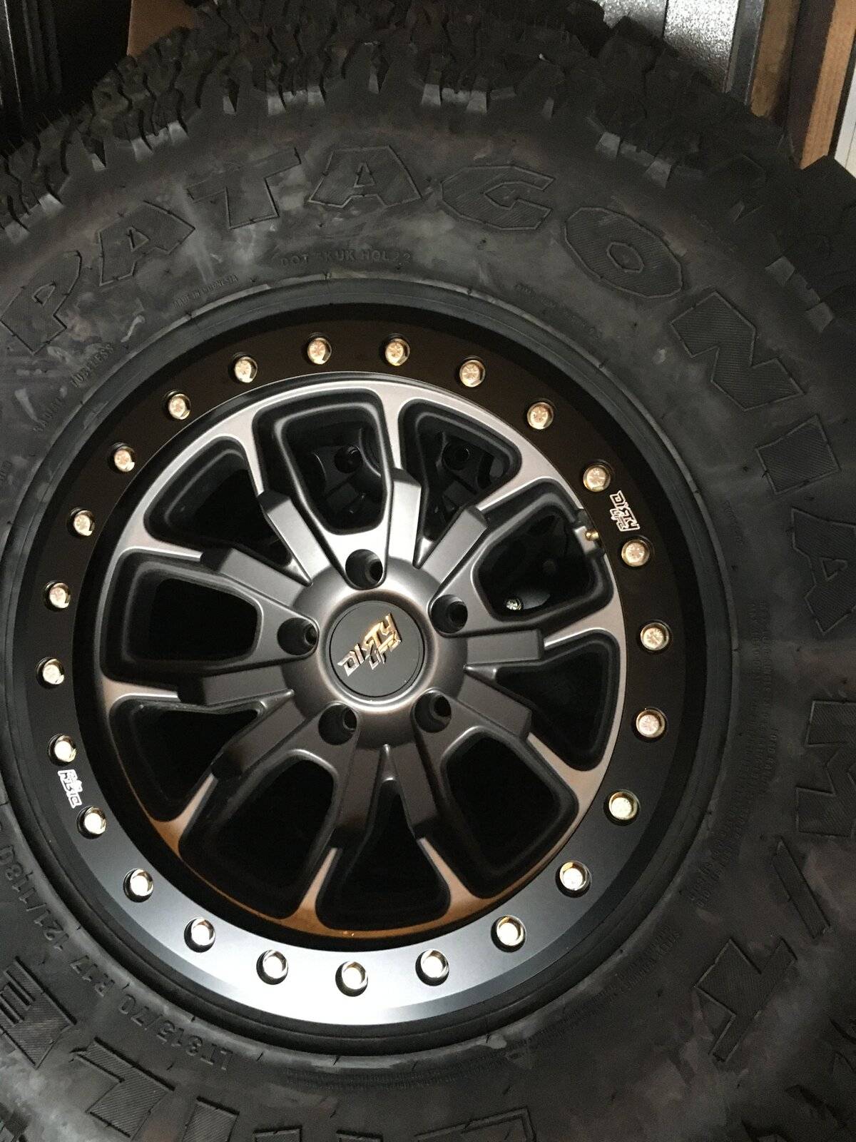Jeep Wrangler JL Dirty life beadlocks 1CB3DC51-2917-4FC2-B121-CE3695F48FF2
