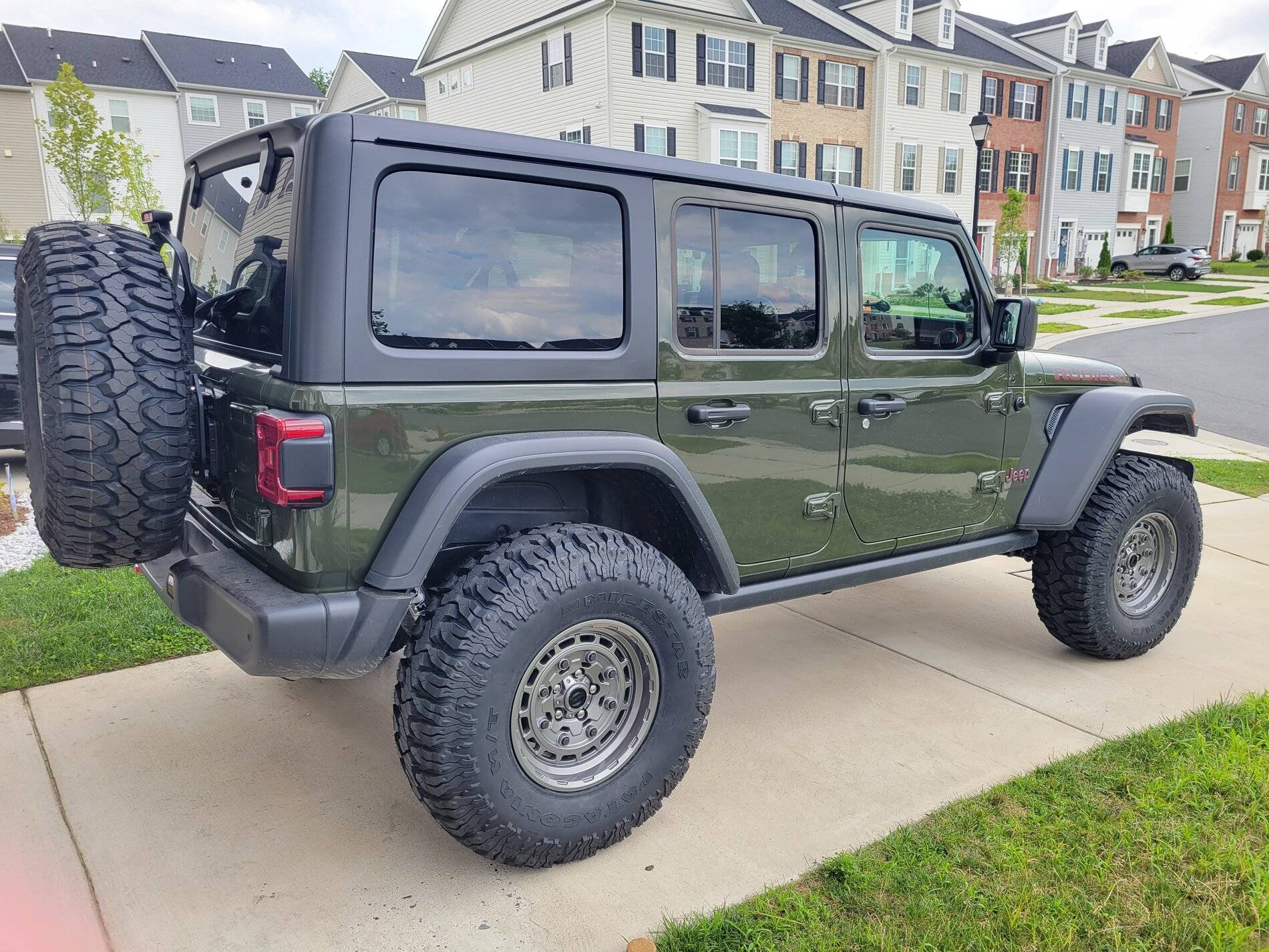 Jeep Wrangler JL Just installed Warn Epic Jackhammer with 37s 20210709_130853