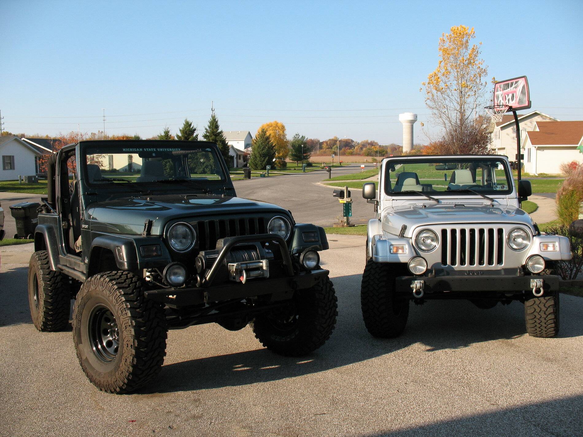 Jeep Wrangler JL 2 Door Love Randy and Sue's Jeeps 11-08 (7).JPG