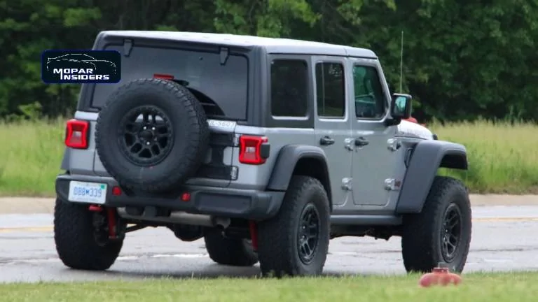 Jeep Wrangler JL So who is ordering the recon extreme 2022-Jeep-Wrangler-Big-Tire-2 (1)