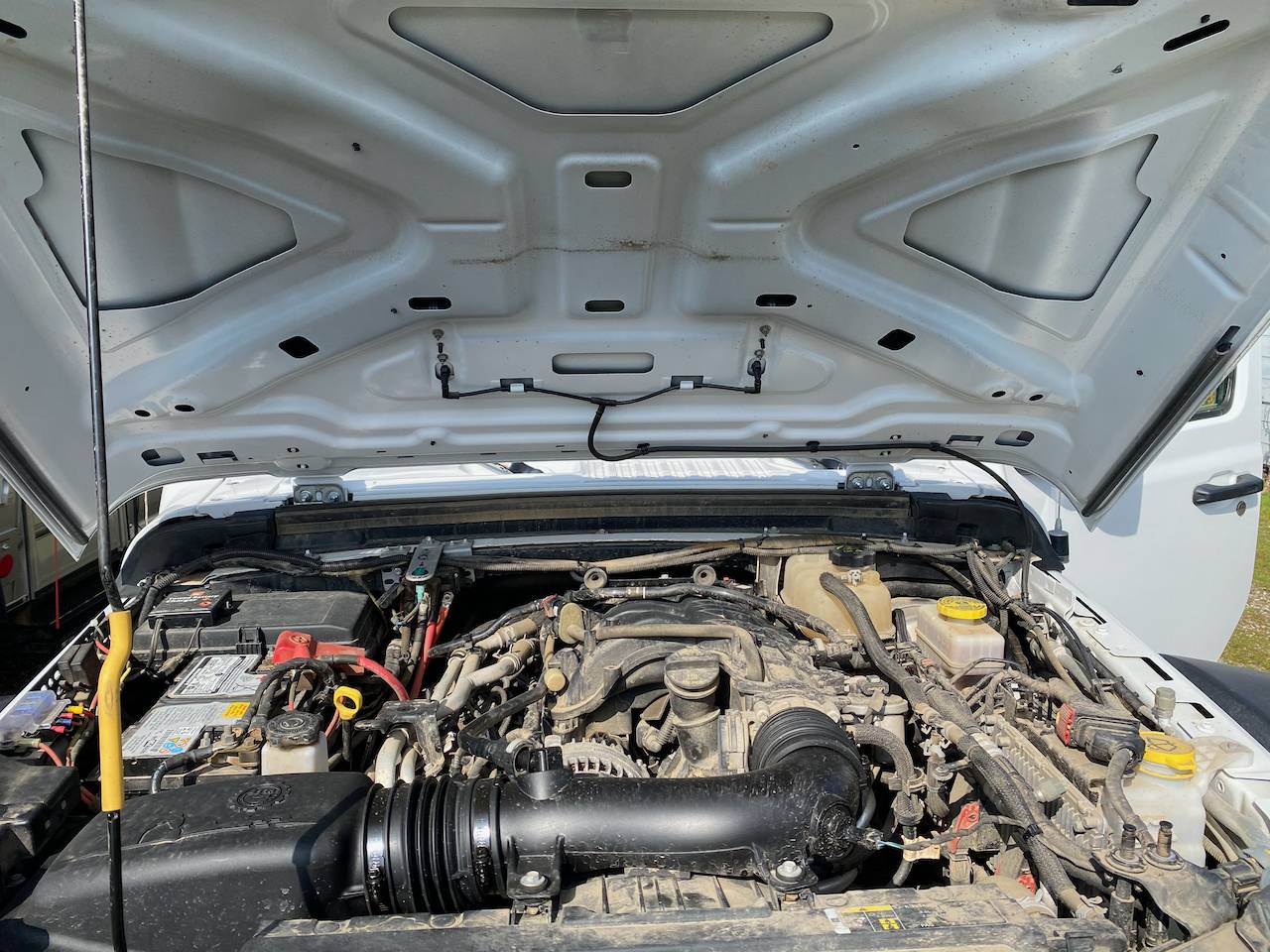 Jeep Wrangler JL Is overheating an issue? hood hinge extension c