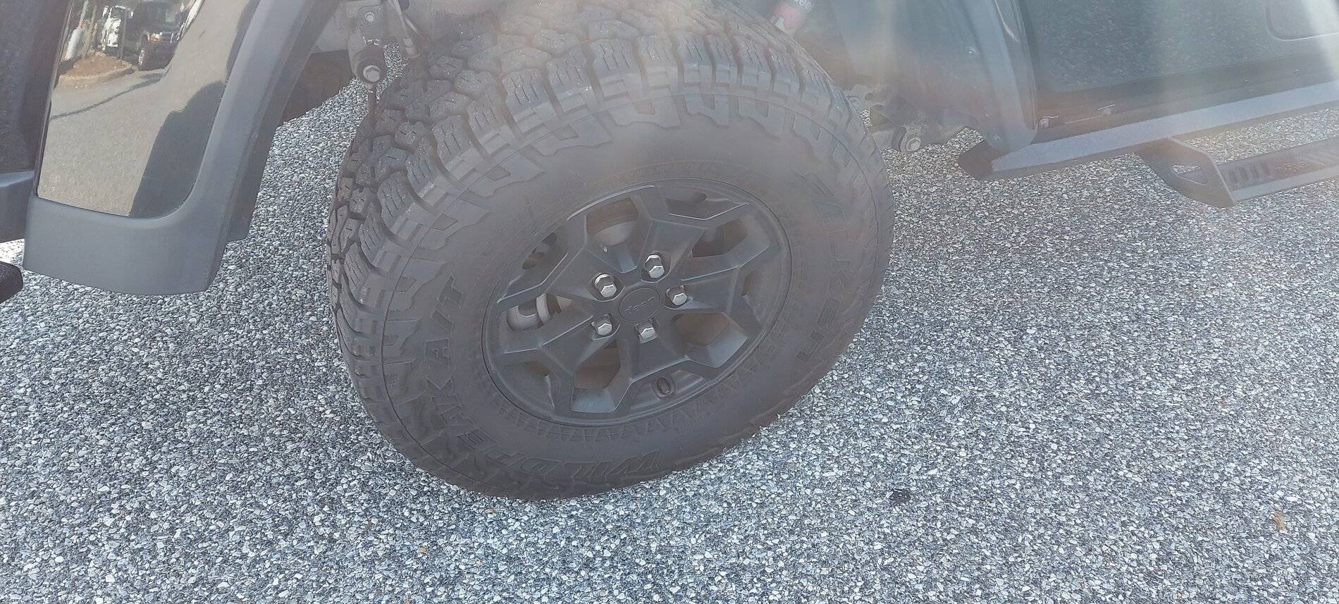 Jeep Wrangler JL Rubicon Gladiator Takeoffs 4 Tires only 20210701_081418