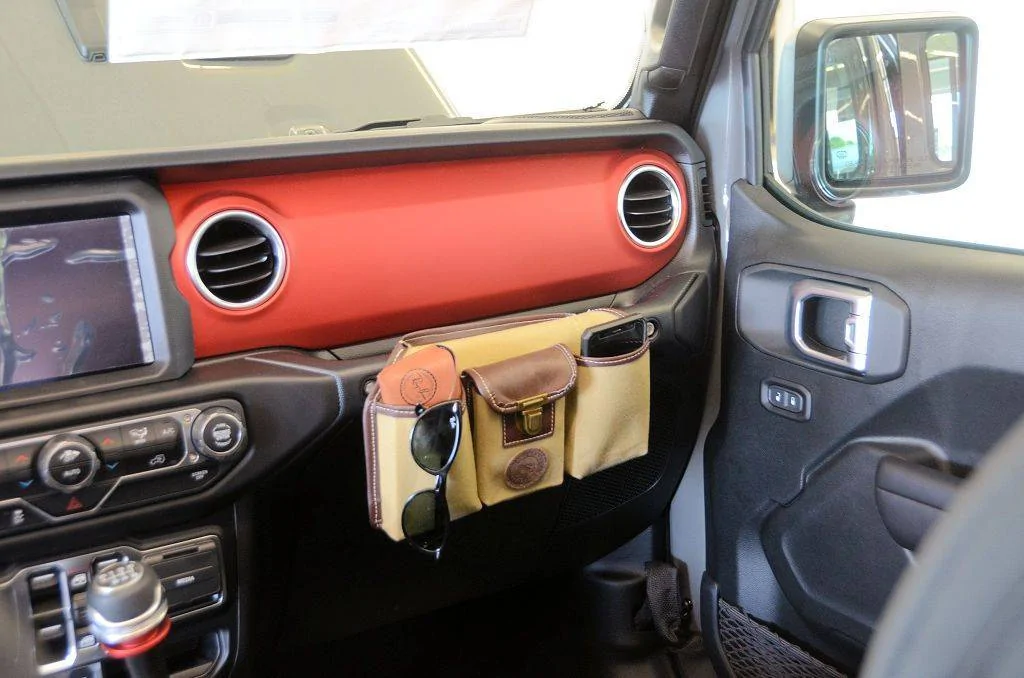 Jeep Wrangler JL Door nets recommendations? NavigatorConsoleJL2(1)