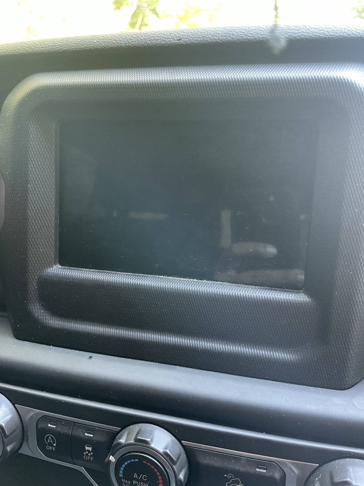 Jeep Wrangler JL 7” unconnect w/ bezel $350 sxm 2454B37C-2931-4AFA-84F6-295113FC6734