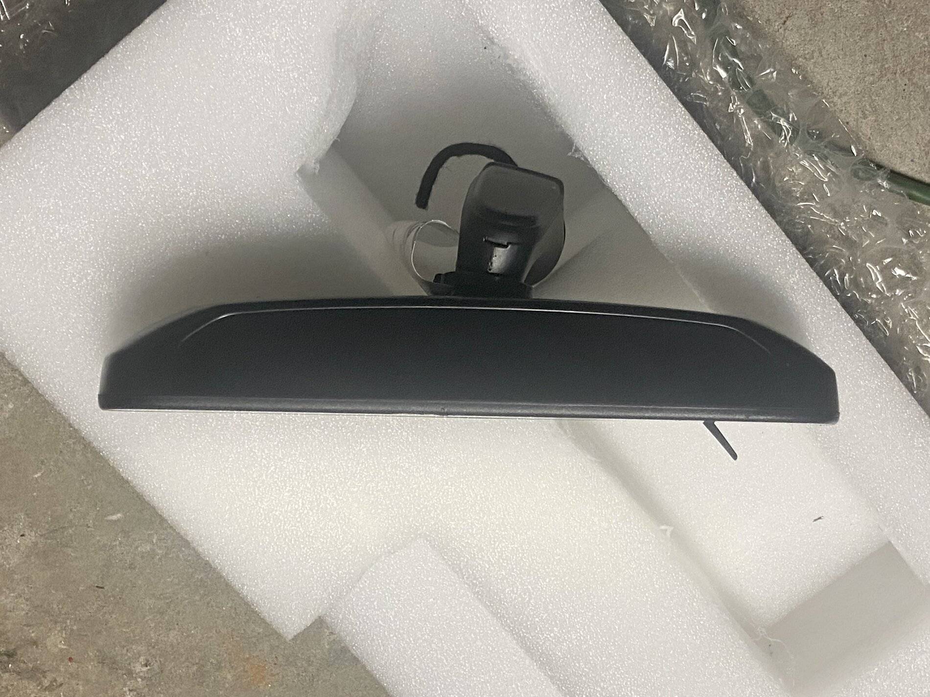 Jeep Wrangler JL OEM Auto Dimming Rearview Mirror IMG_7690