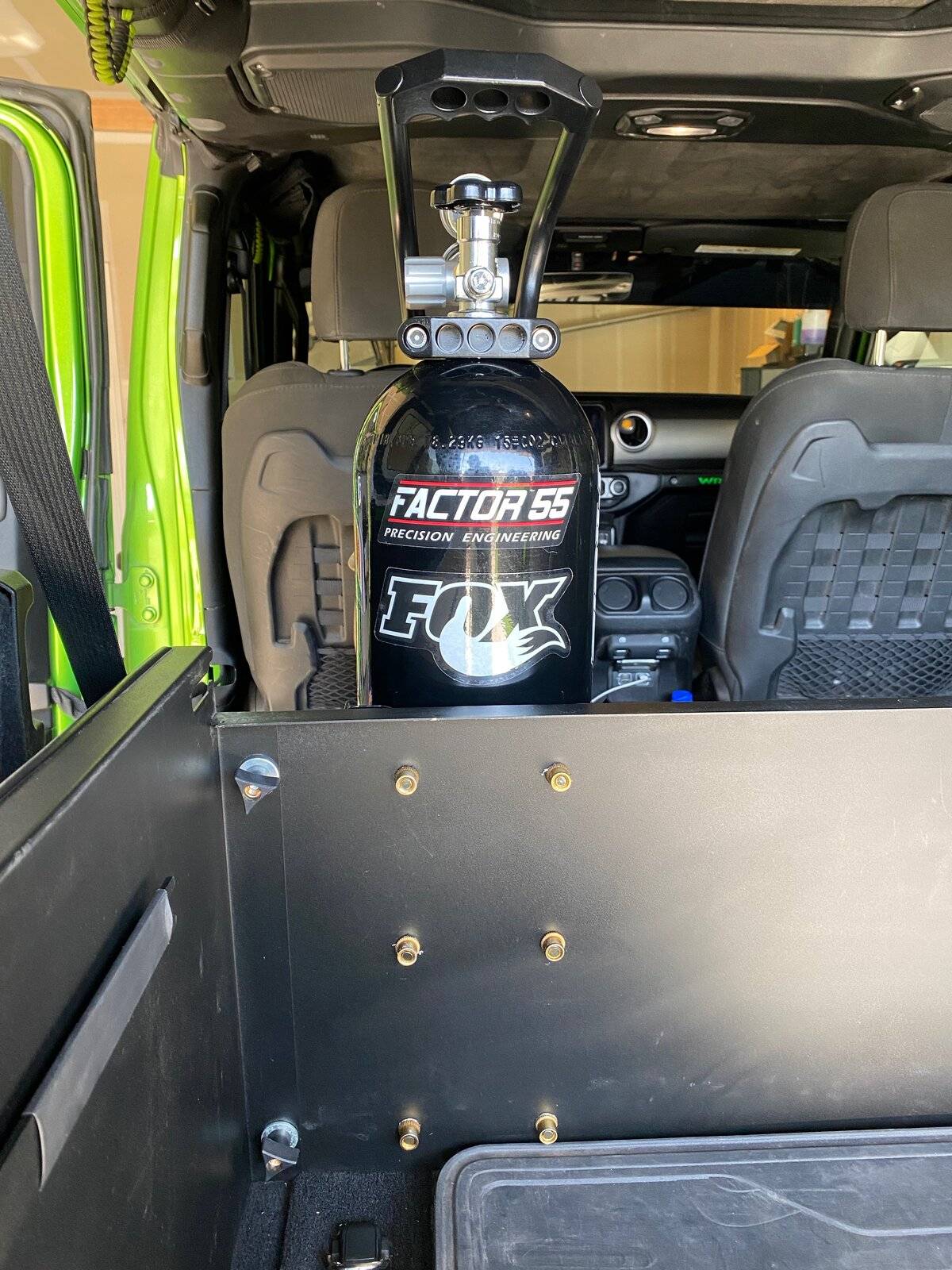 Jeep Wrangler JL Preece Precision CO2 Tank/System - Initial Review IMG_1009