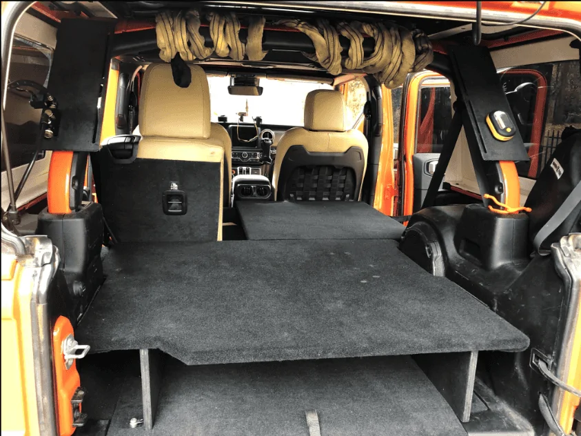 Jeep Wrangler JL Trailer vs Seat delete 1627483997152