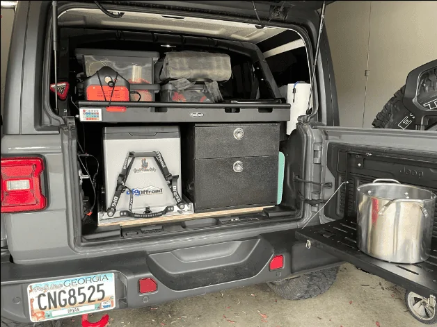 Jeep Wrangler JL Trailer vs Seat delete 1627484286443