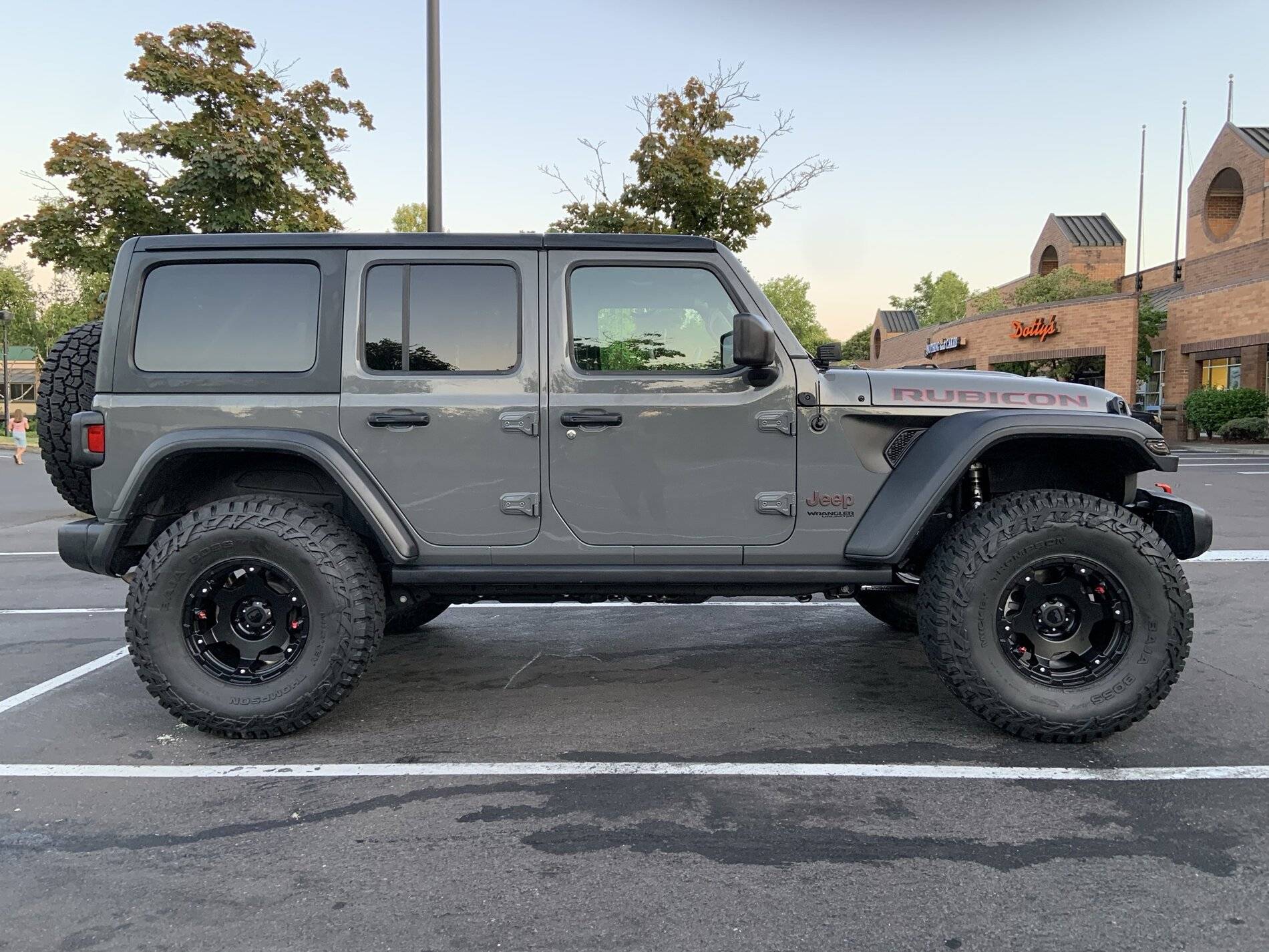 Jeep Wrangler JL 37” Mickey Thompson Baja Boss A\T review 9CE166E3-75ED-44FF-ADF4-B9FC4A17167A