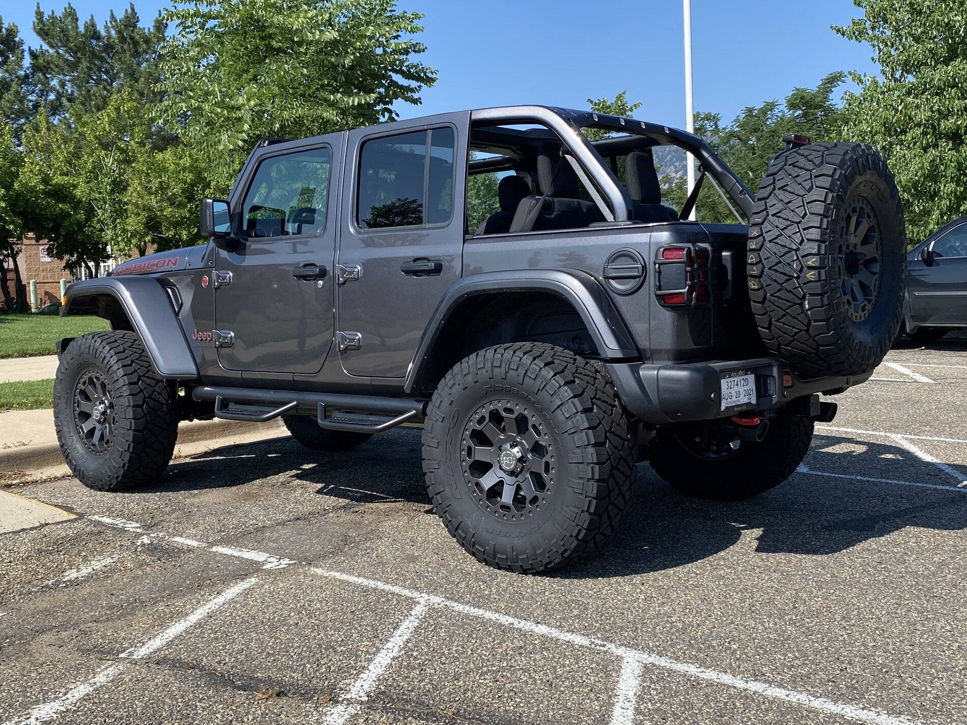 Jeep Wrangler JL Miss for the Mountains 154C164A-8986-4797-A752-A0A3FFFC61FC