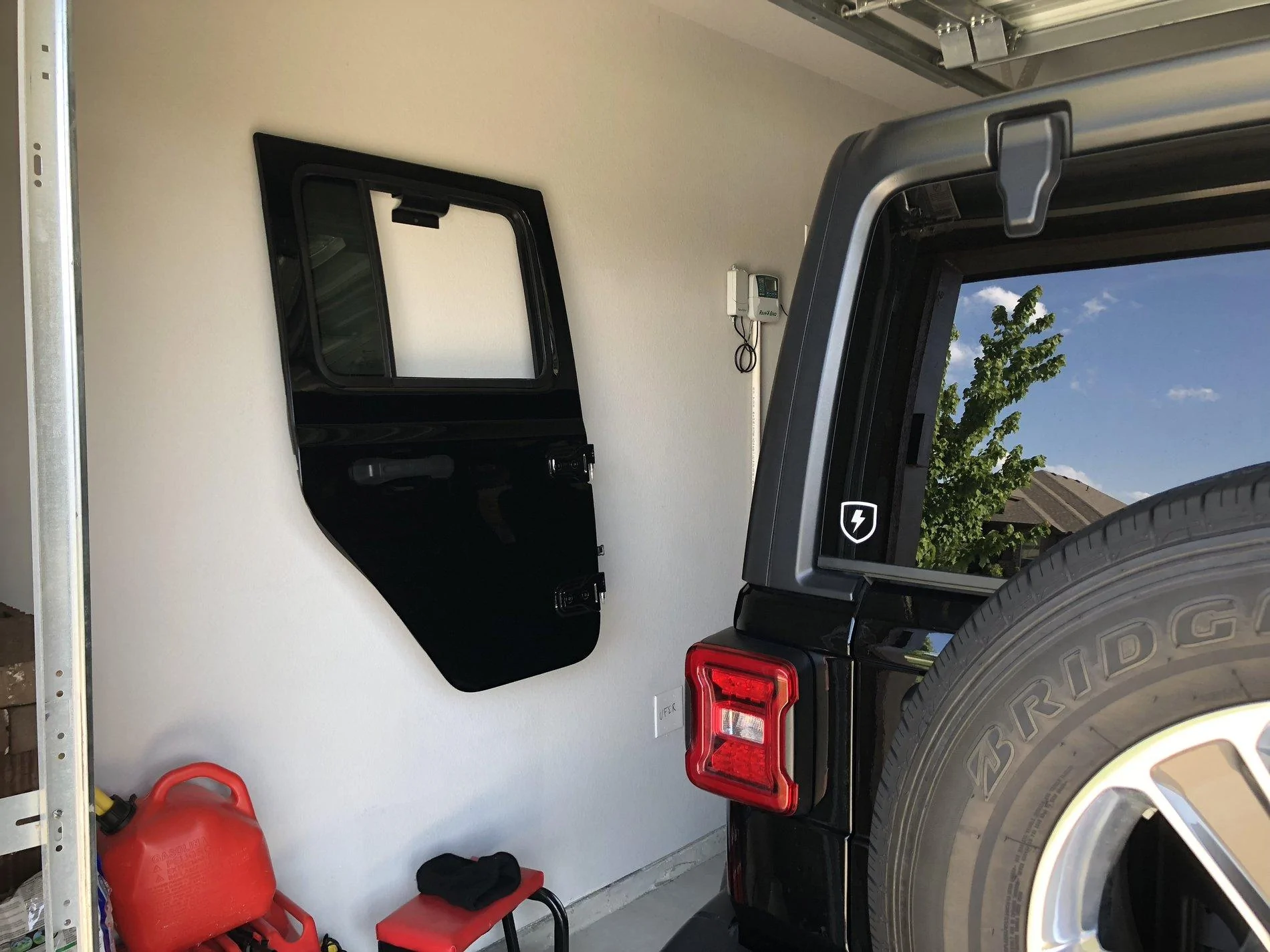 Jeep Wrangler JL JL Door Hanger ideas DxNPXcbZR0eZ5VwnUcGLLQ