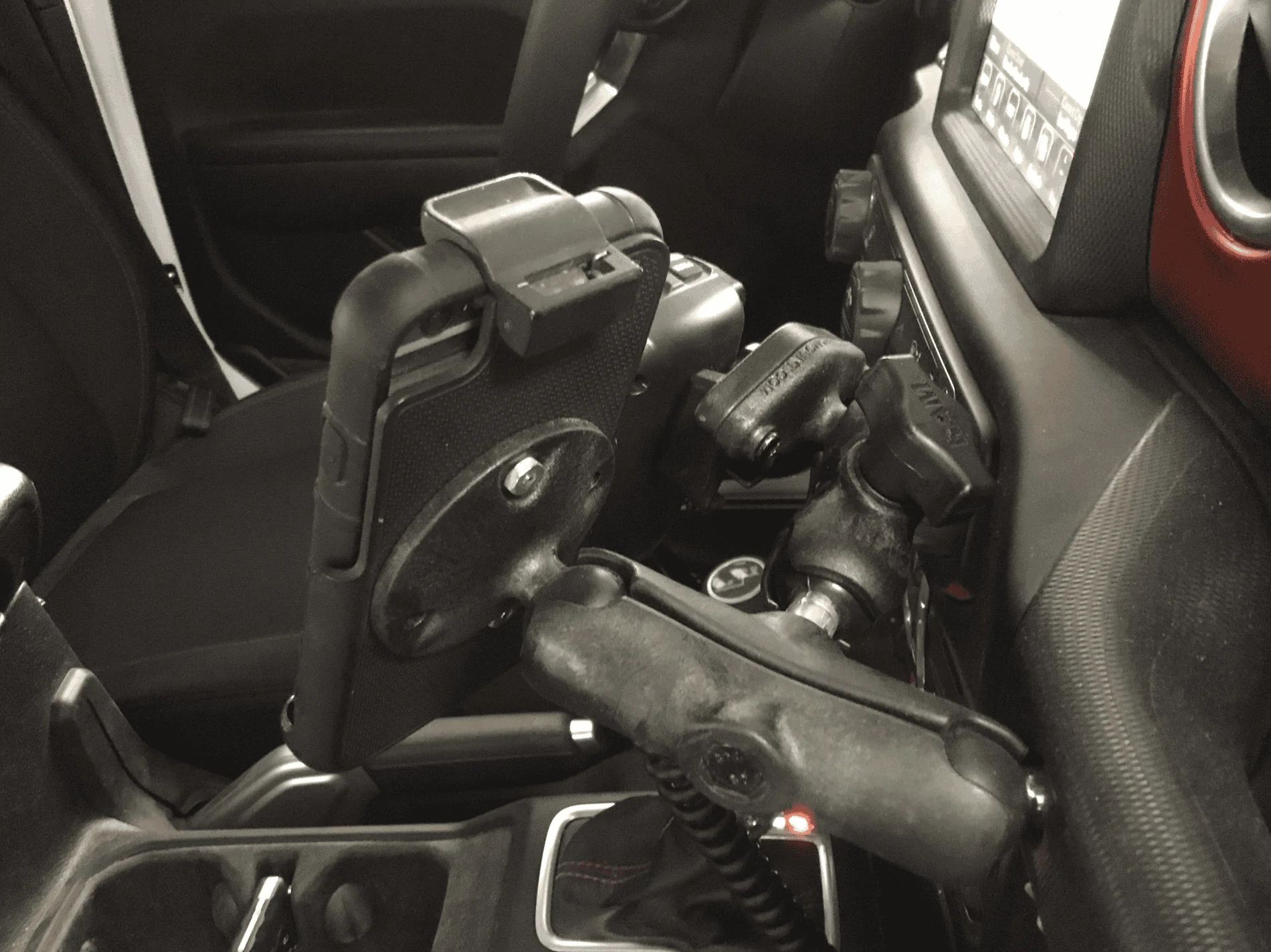 Jeep Wrangler JL CB Antenna Mount Needed! imag