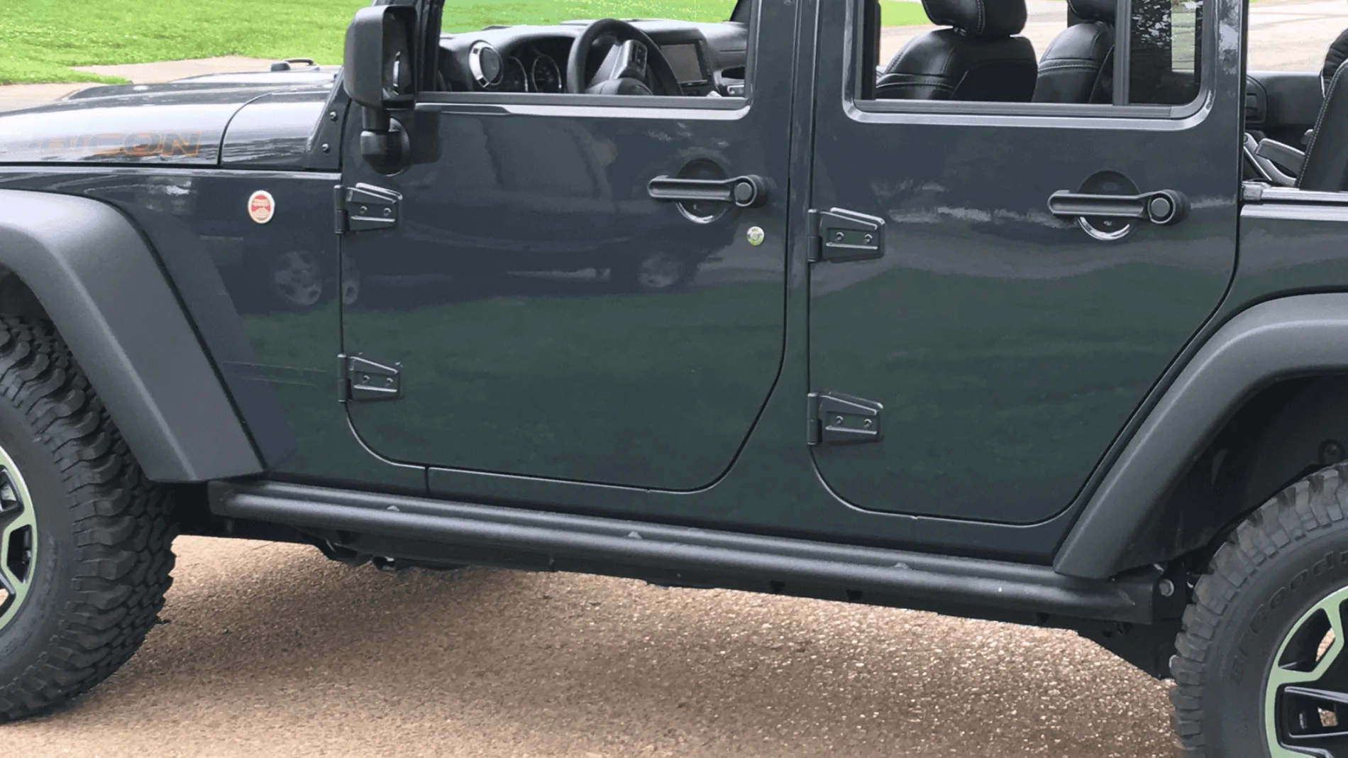 Jeep Wrangler JL Rubicon, Rock Rails + side steps? 2CAAE790-2AA5-4CCC-A44C-3D59714D63D0