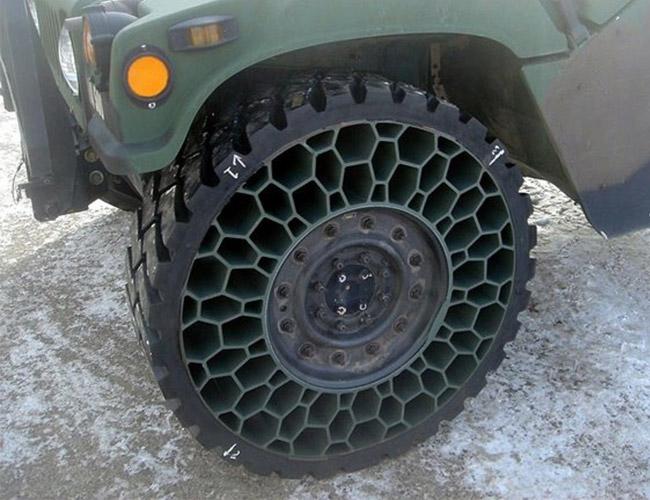 hummer-airless-tire.jpg
