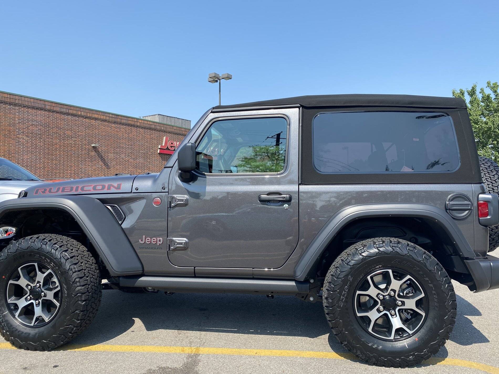 Jeep Wrangler JL 2 Door Love 48EE0B8A-6FED-49B7-9242-99762978CBC9