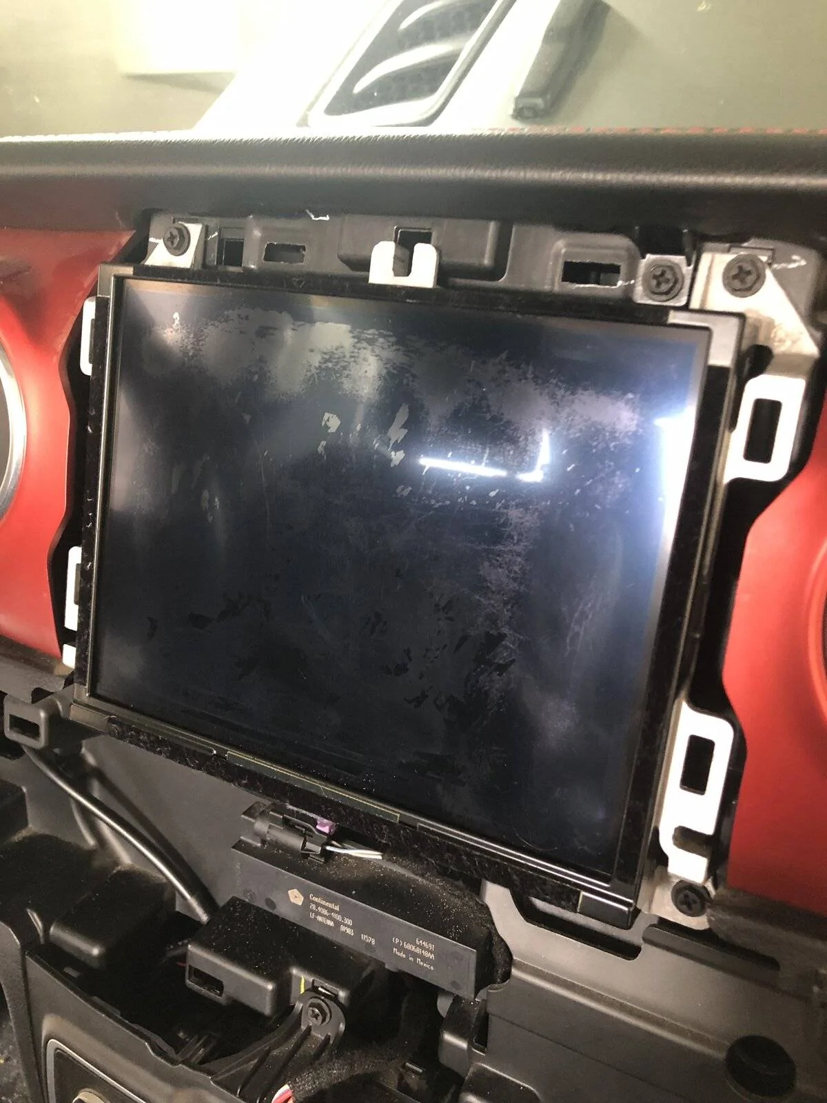 Jeep Wrangler JL Uconnect 8.4 Screen Delamination B2384CB3-D78D-484D-9314-6A68736E3EBE