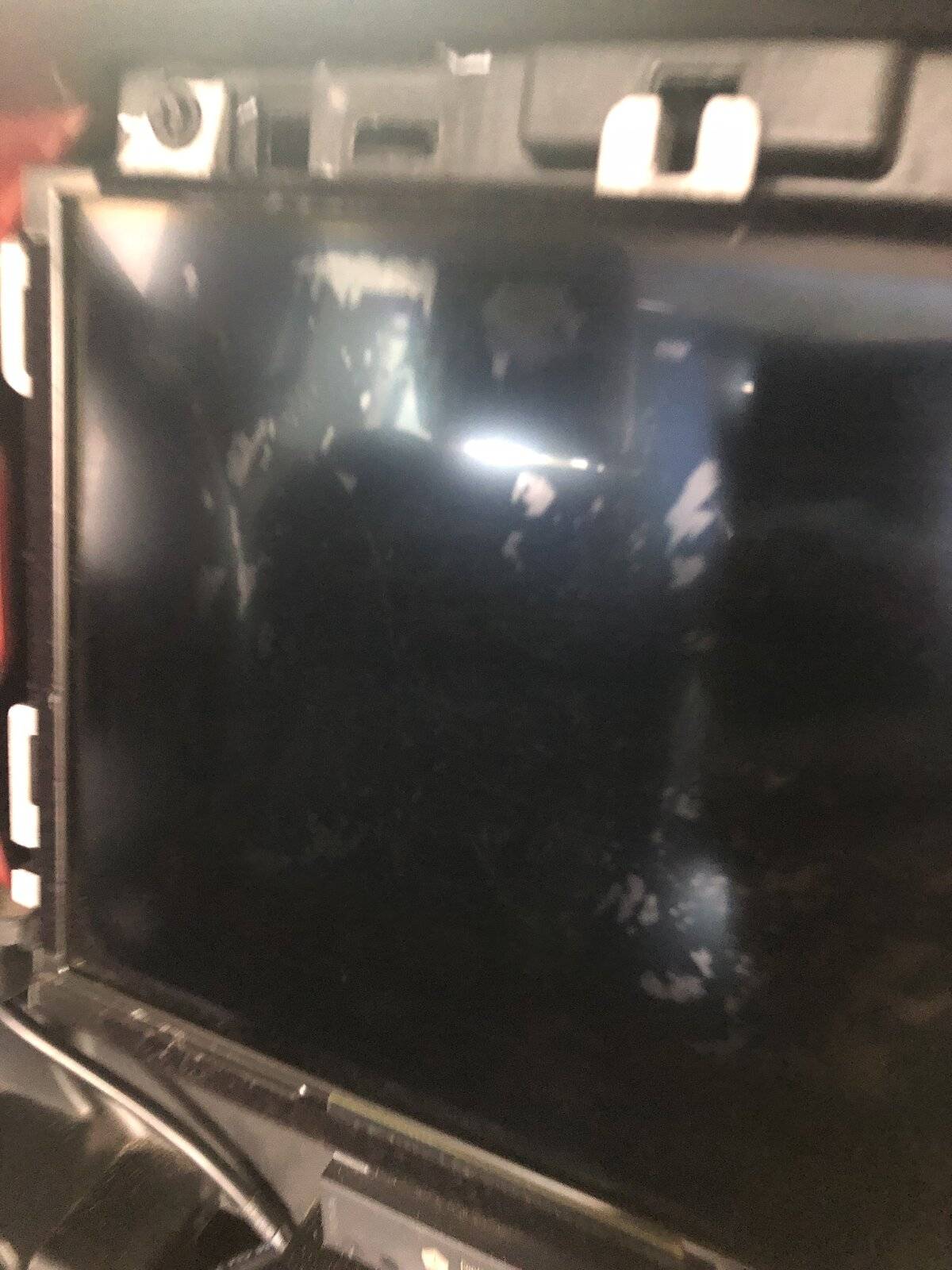 Jeep Wrangler JL Uconnect 8.4 Screen Delamination 21CD599B-2494-46F3-9700-8AAB6B2F0C35