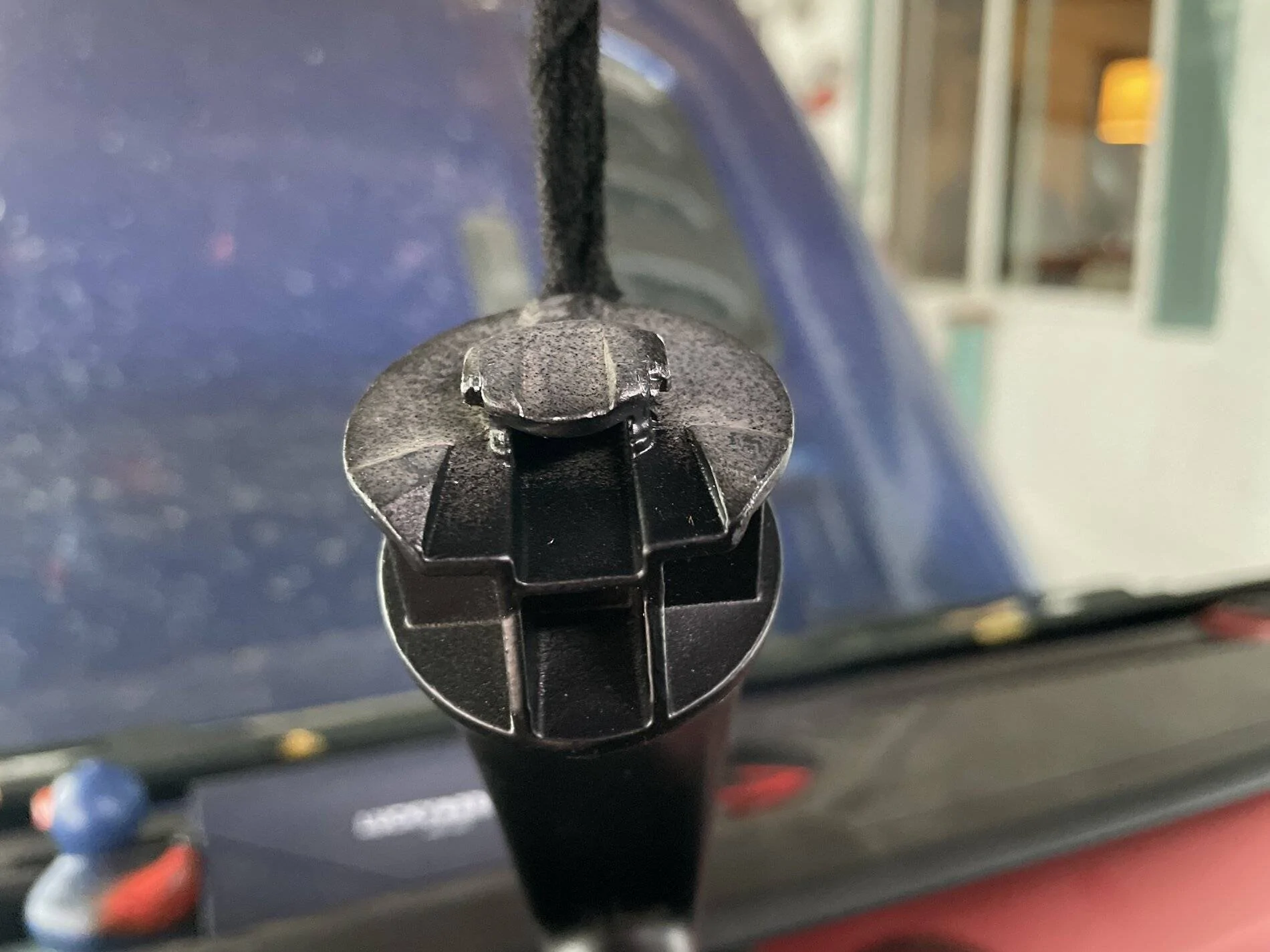 How To Reattach Jeep Mirrors: Easy Steps for a Secure Fit