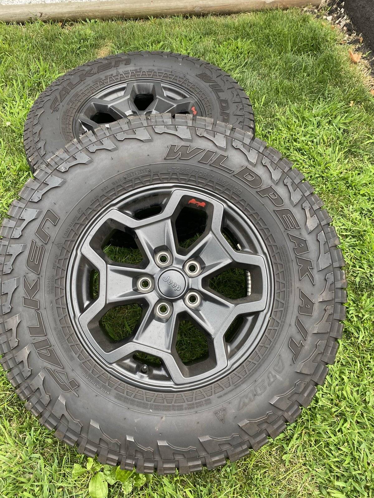Jeep Wrangler JL JT Launch edition plus TPMS 14A8C95A-6B5D-4E3C-809E-DCC173A80AD7