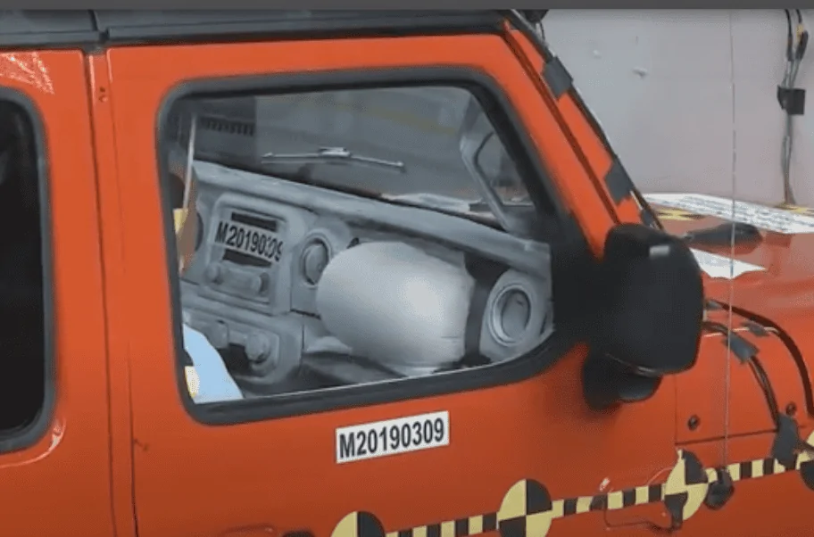 Jeep Wrangler JL Modifying red dash Screen Shot 2021-08-05 at 08.05.25