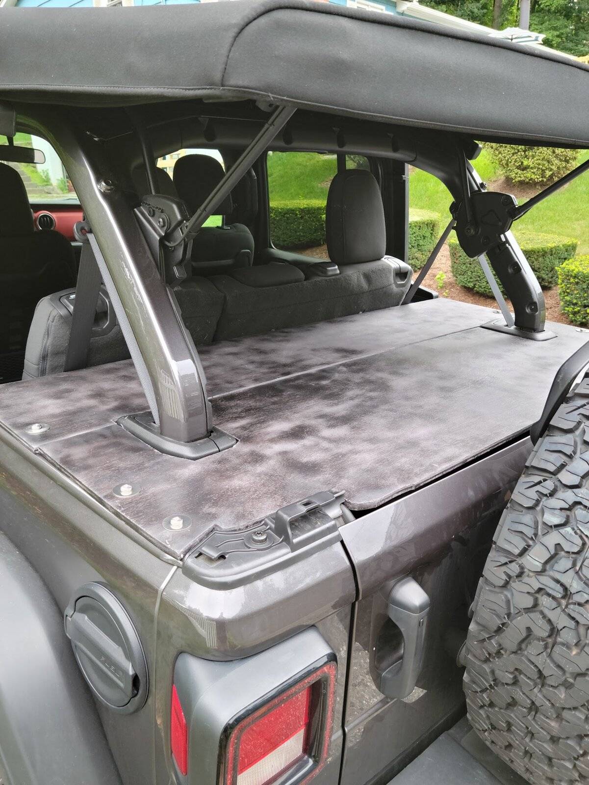 Jeep Wrangler JL DIY Cargo Cover jlur1