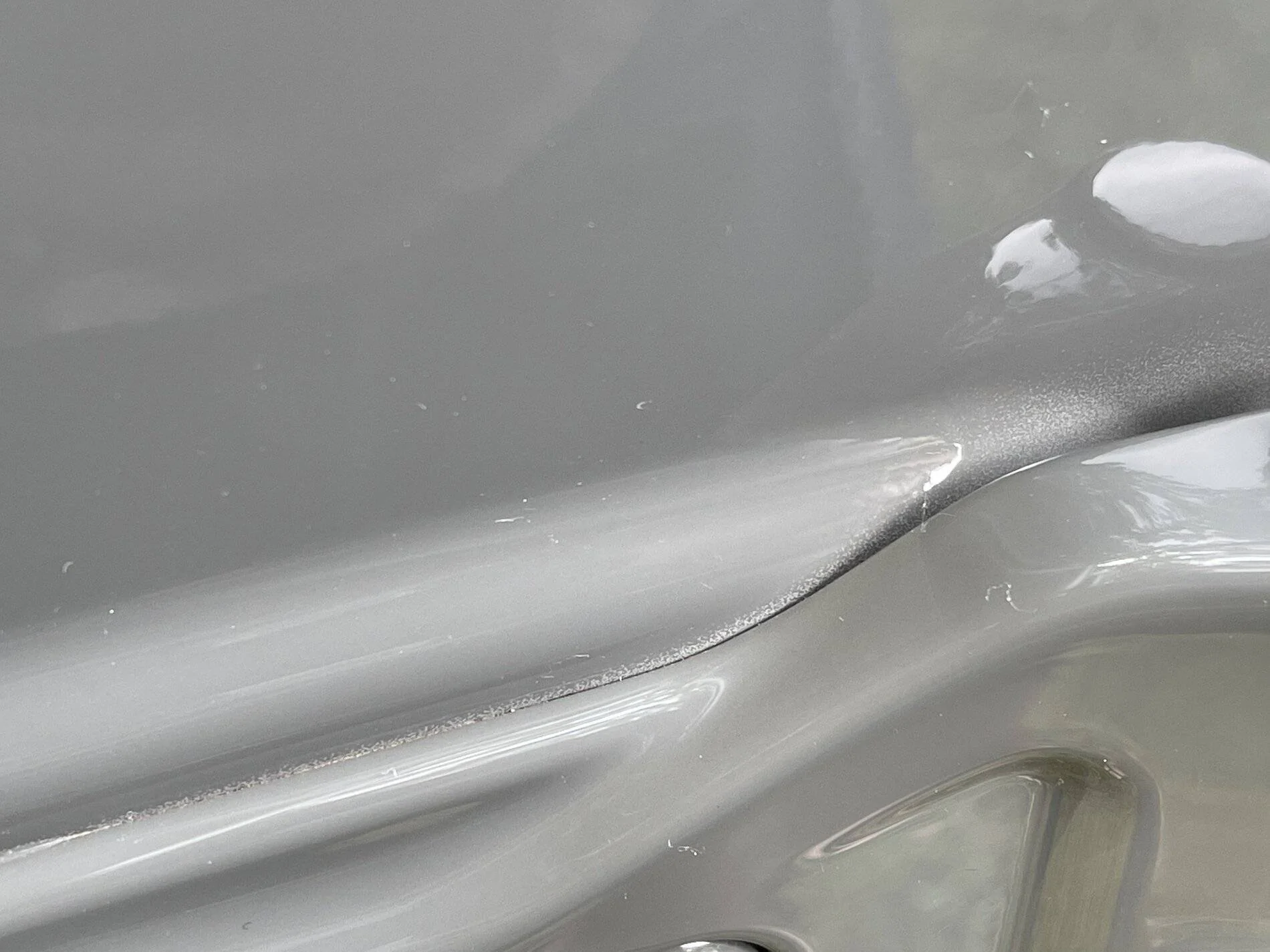 Jeep Wrangler JL Bubbles in Paint at Door Hinges 19CFBE9E-F5A6-412A-8788-5E200E8F0E12