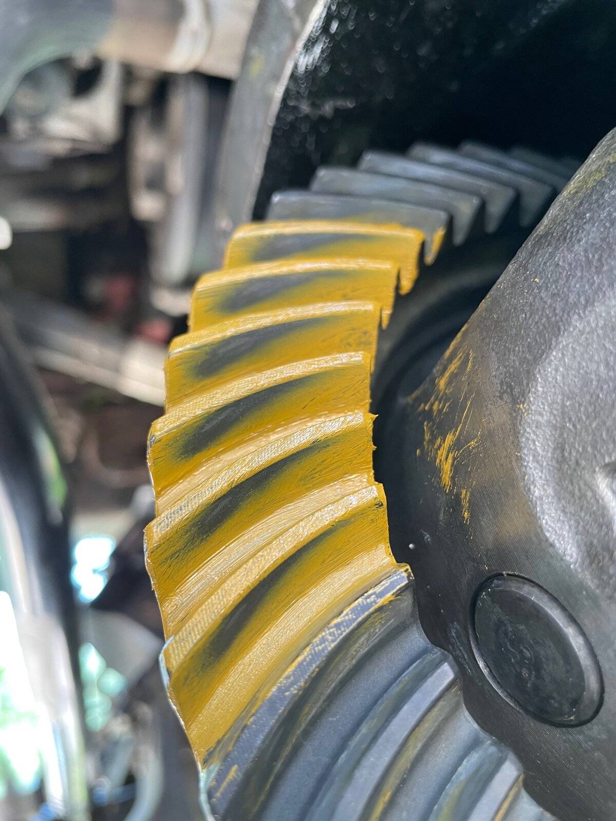 Jeep Wrangler JL Having trouble figuring out this pattern.  New gears/bearings. IMG_5660