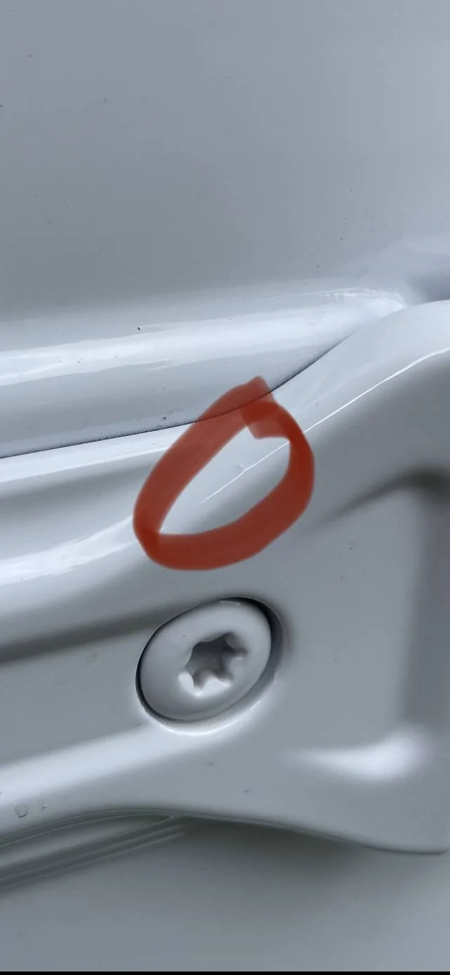 Jeep Wrangler JL Bubbles in Paint at Door Hinges A2E3D120-D325-43AD-AA89-1F4C058FB382