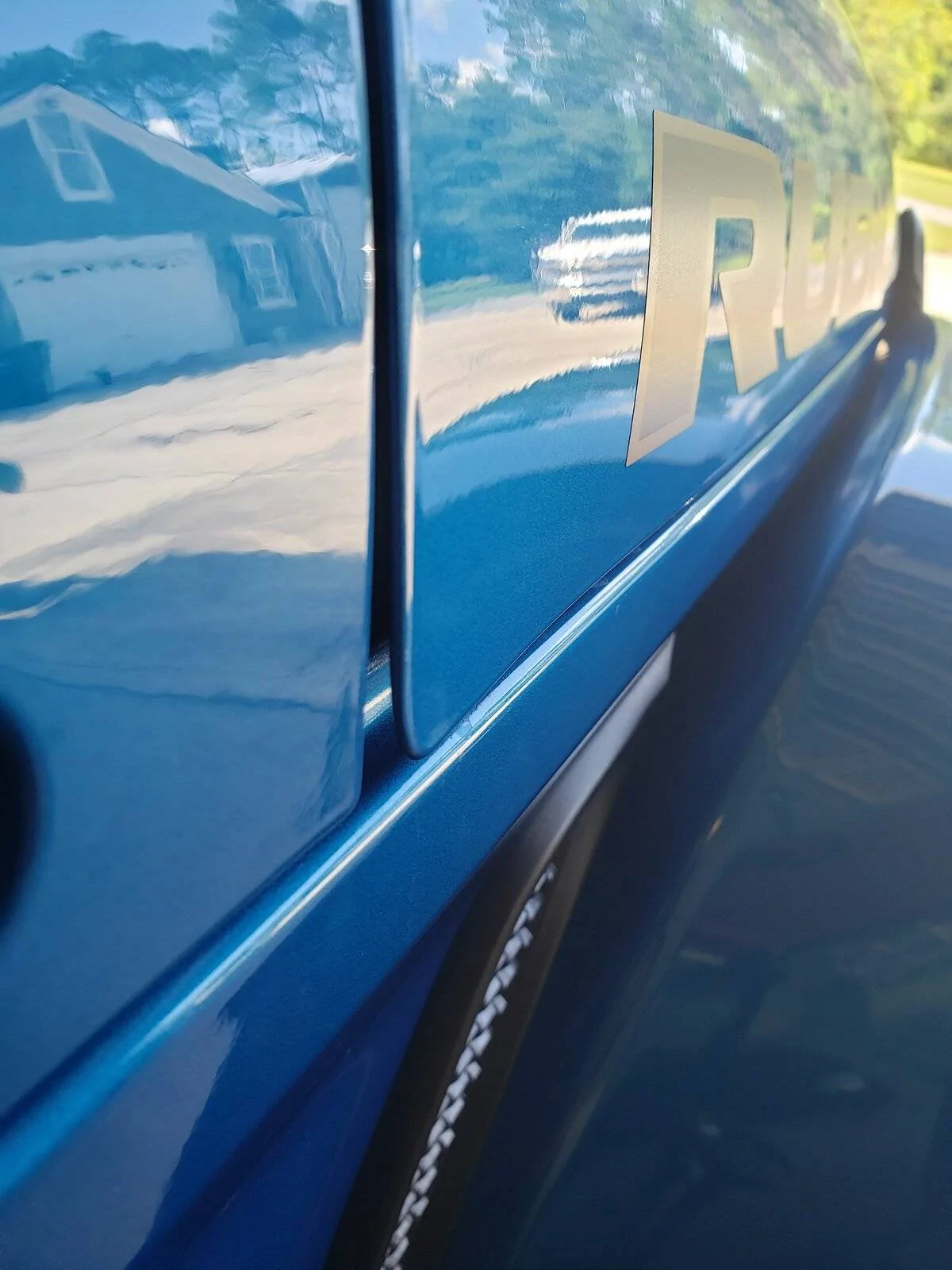 Jeep Wrangler JL Panel gap and new sticker found 20210808_115647
