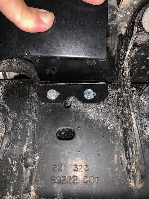 Jeep Wrangler JL Inner fender liner rub/defect psfender3