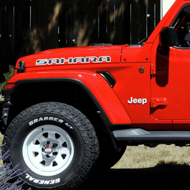 Jeep Wrangler JL Jeep Emblem Location B3B3F2C1-A93F-4C6C-8EE1-BB40E482E3F1