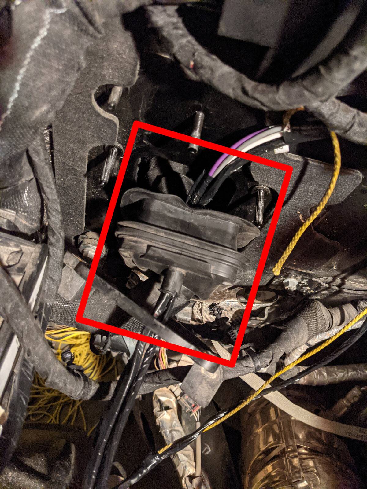 Jeep Wrangler JL AUX switches -  stuck passing through firewall. PXL_20210813_030453139-mod