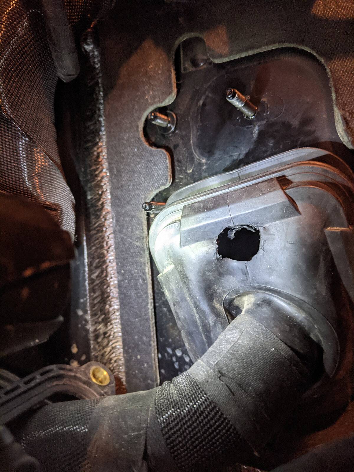 Jeep Wrangler JL AUX switches -  stuck passing through firewall. PXL_20210813_170957602