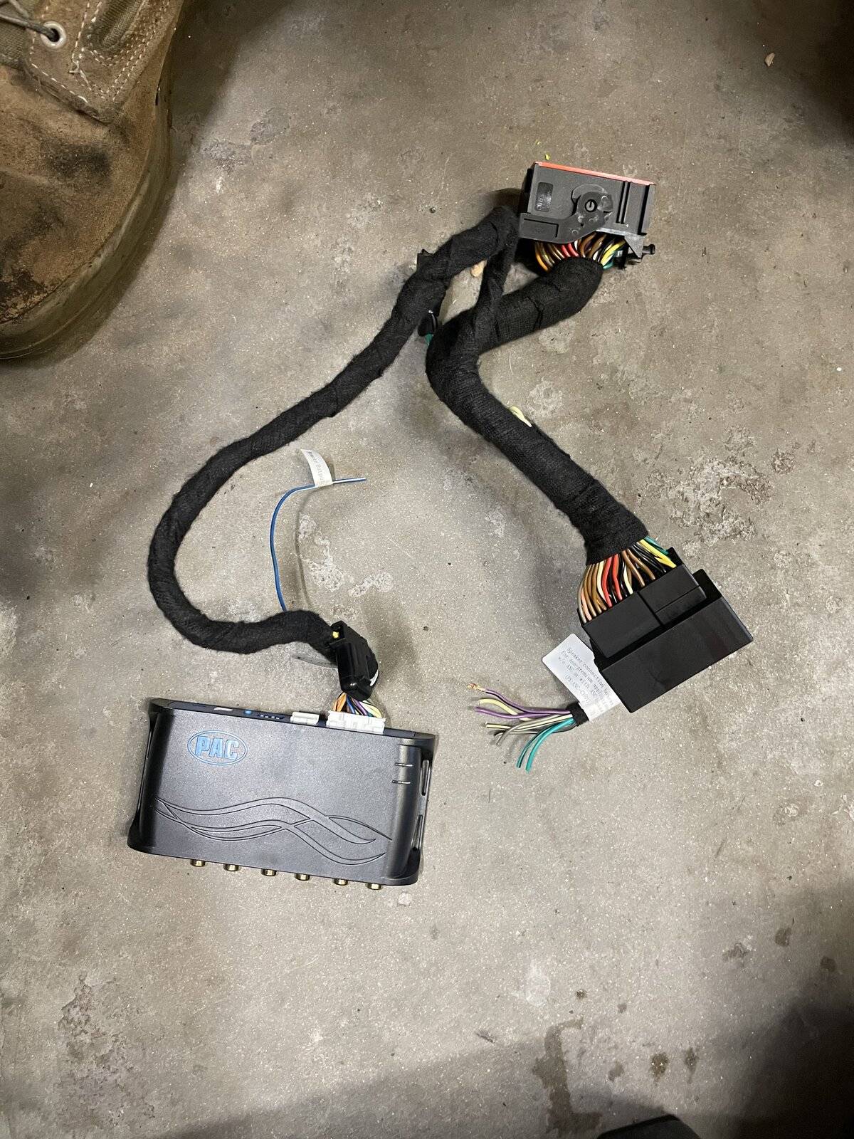 Jeep Wrangler JL 7 incher with PAC amp unit 55A4CB00-1673-4E0A-BC25-44202EE888BD
