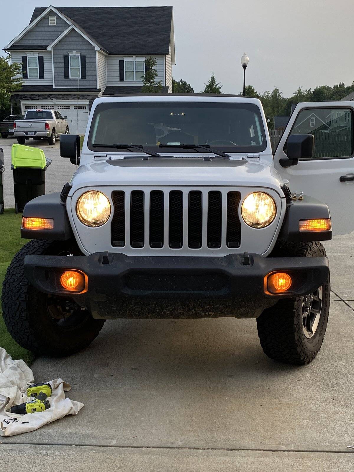 Jeep Wrangler JL Amber LED Fog Lights 904DD760-2A97-47DB-82CB-5005440CA4EB