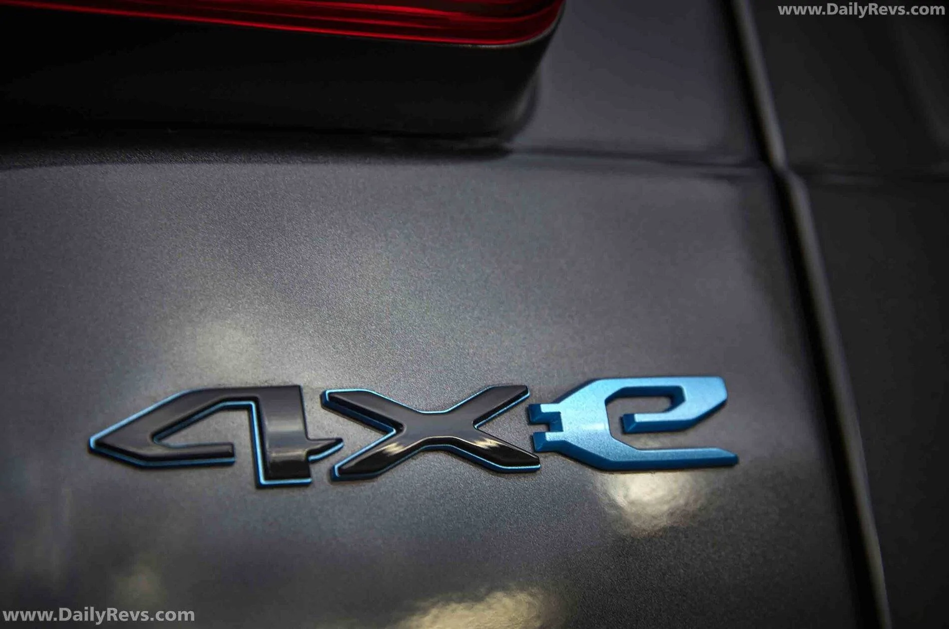 2021-Jeep-Wrangler-High-Altitude-4xe-28.jpg